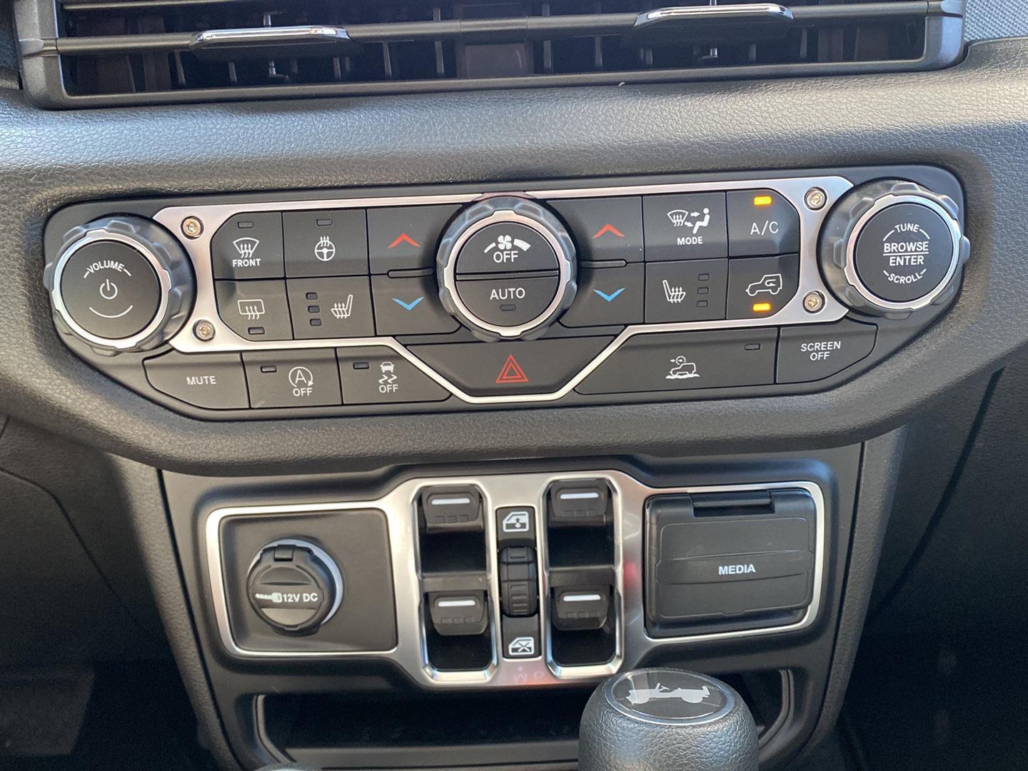 2025 Jeep Wrangler 4-Door Sport S - Photo 22