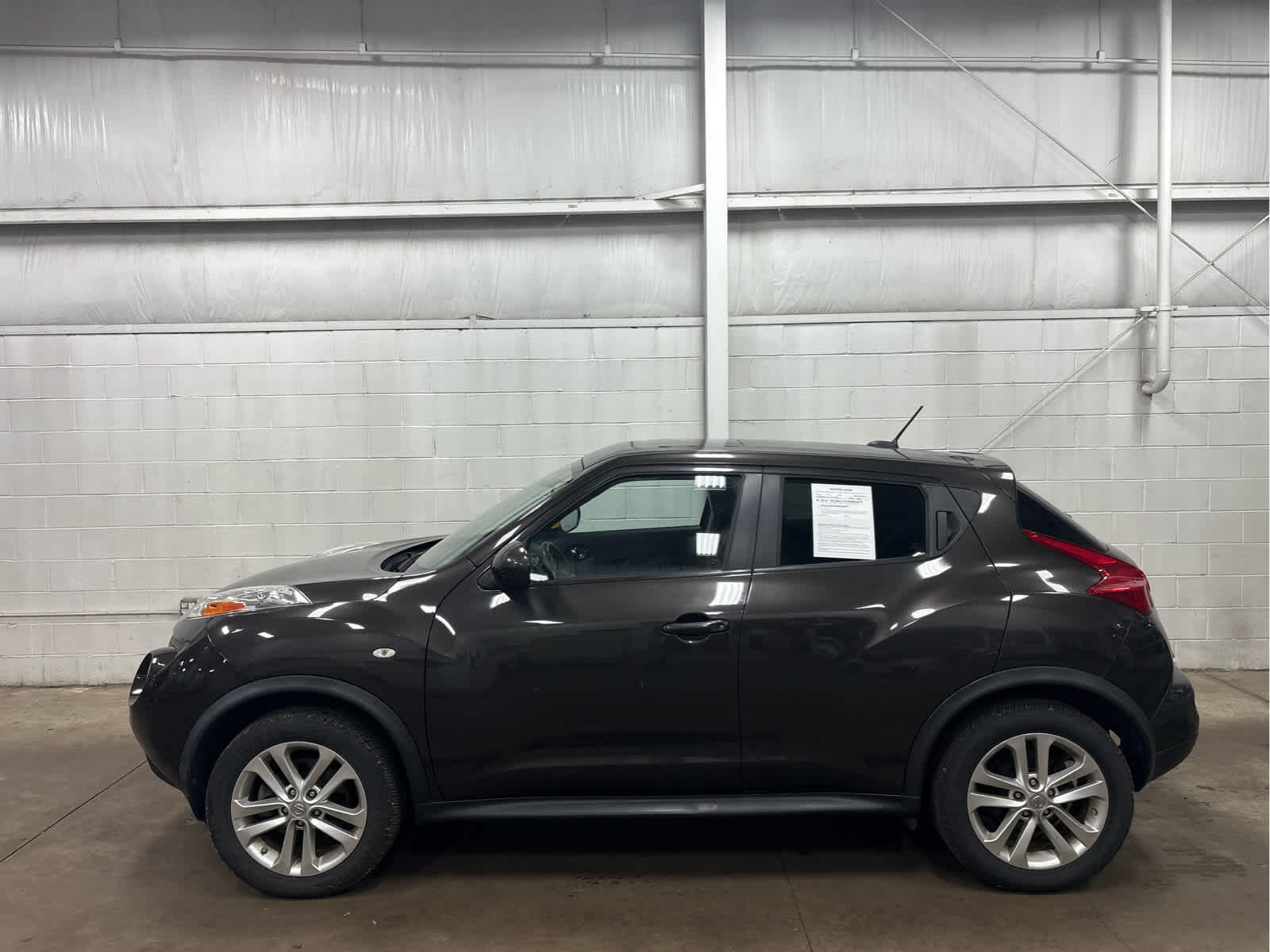 Used 2013 Nissan JUKE SL with VIN JN8AF5MV1DT209813 for sale in Wilmington, OH