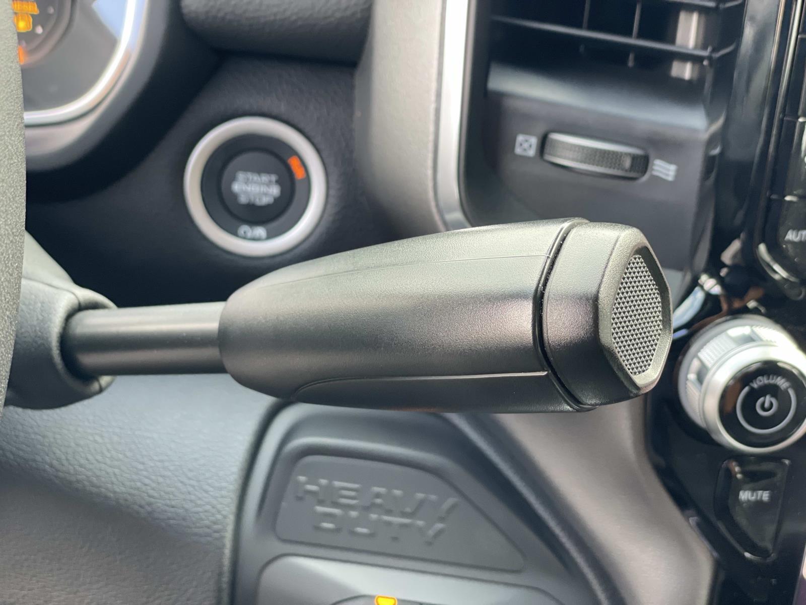 2026 RAM 3500 Laramie - Photo 18