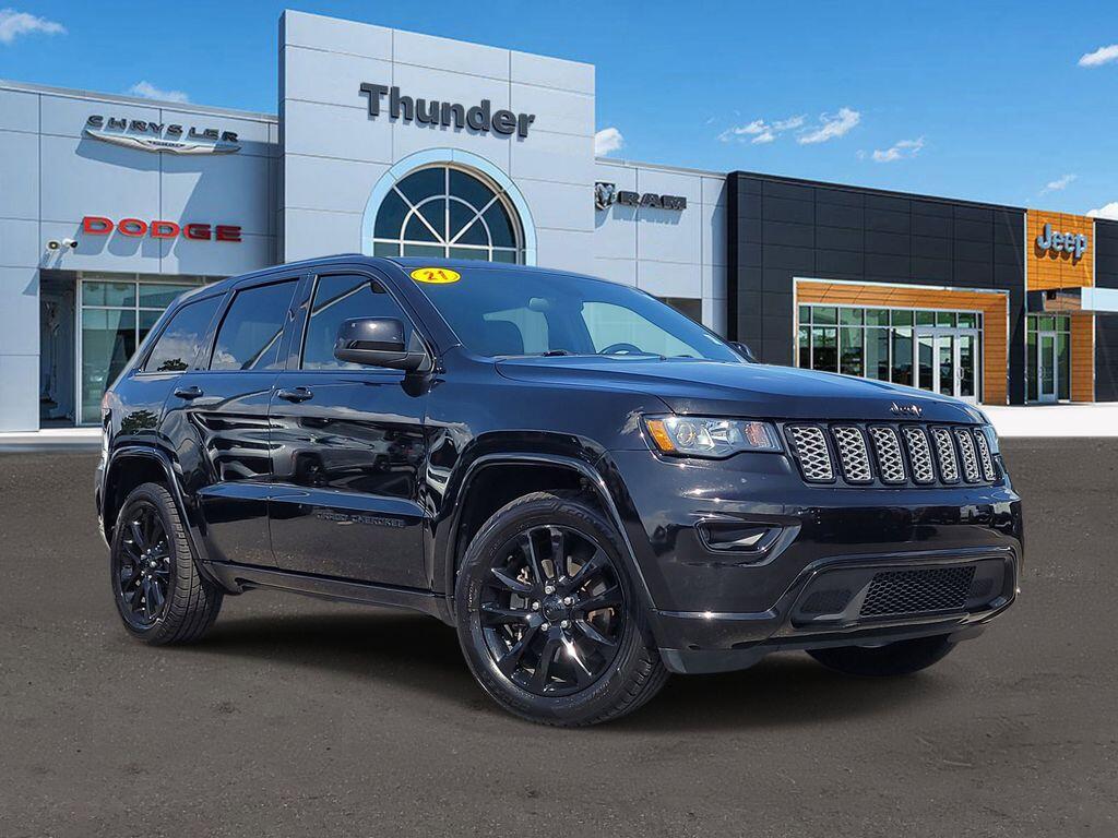 2021 Jeep Grand Cherokee Laredo X's photo
