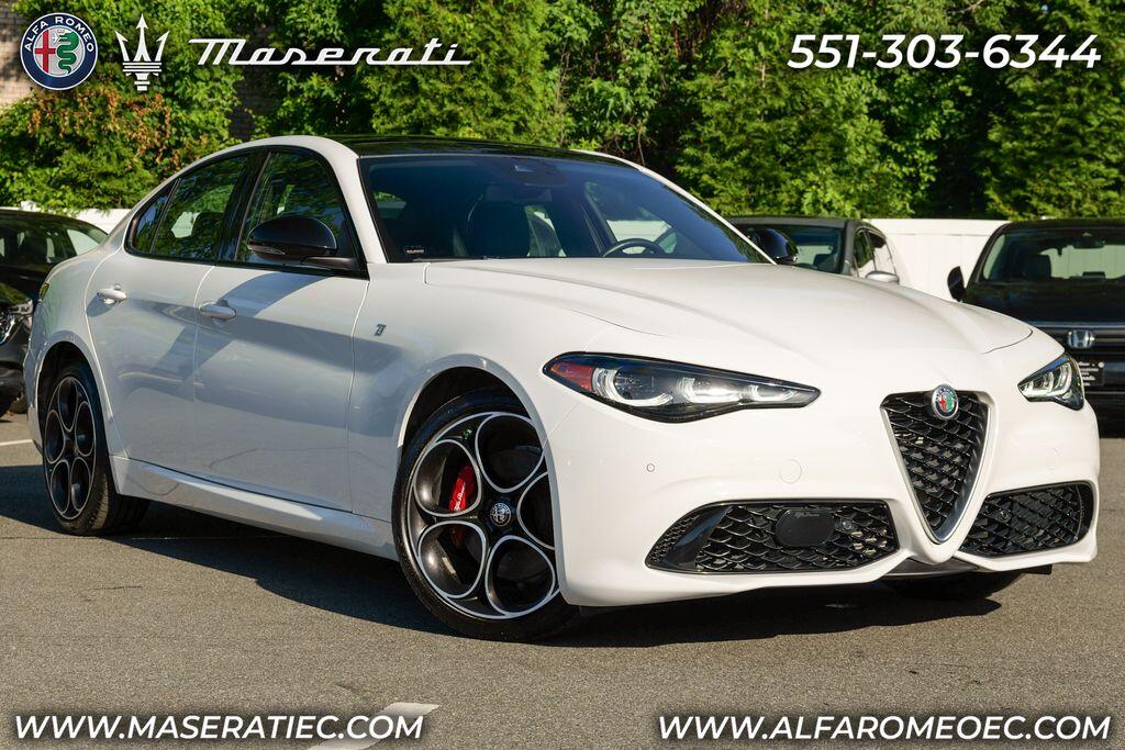 2024 Alfa Romeo Giulia Ti AWD's photo