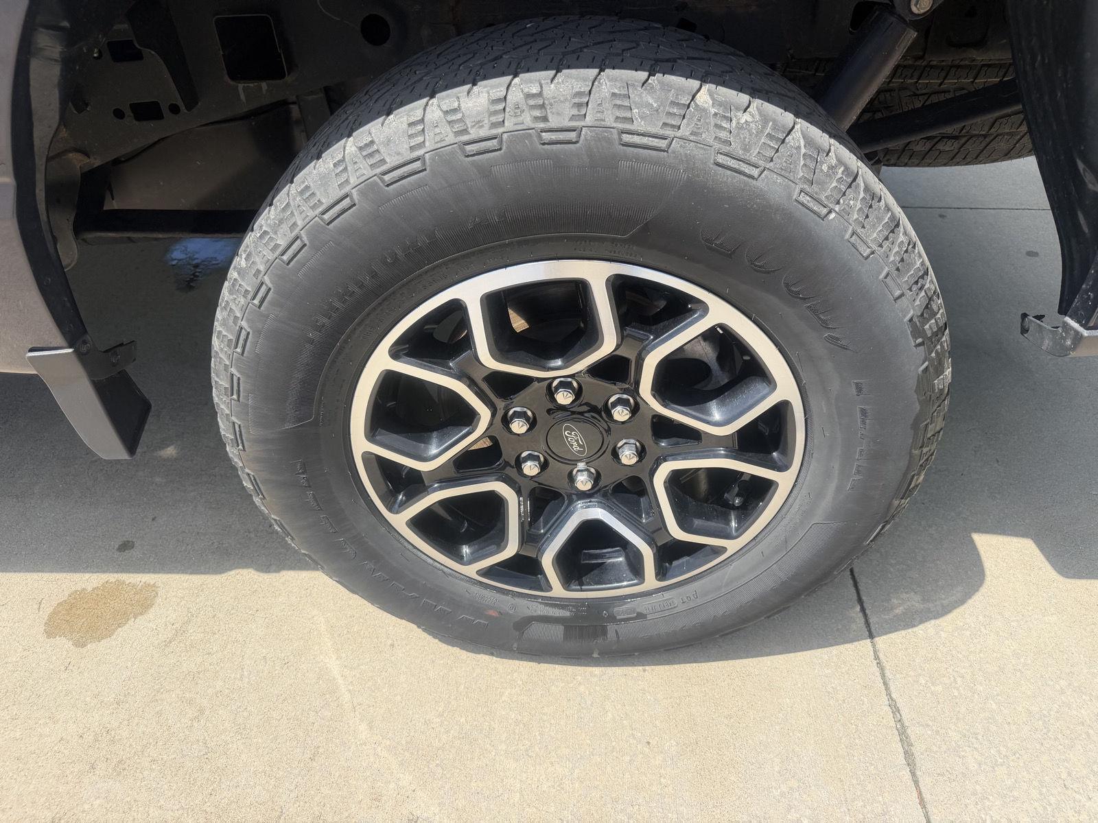 2023 Ford F-150 XL - Photo 30