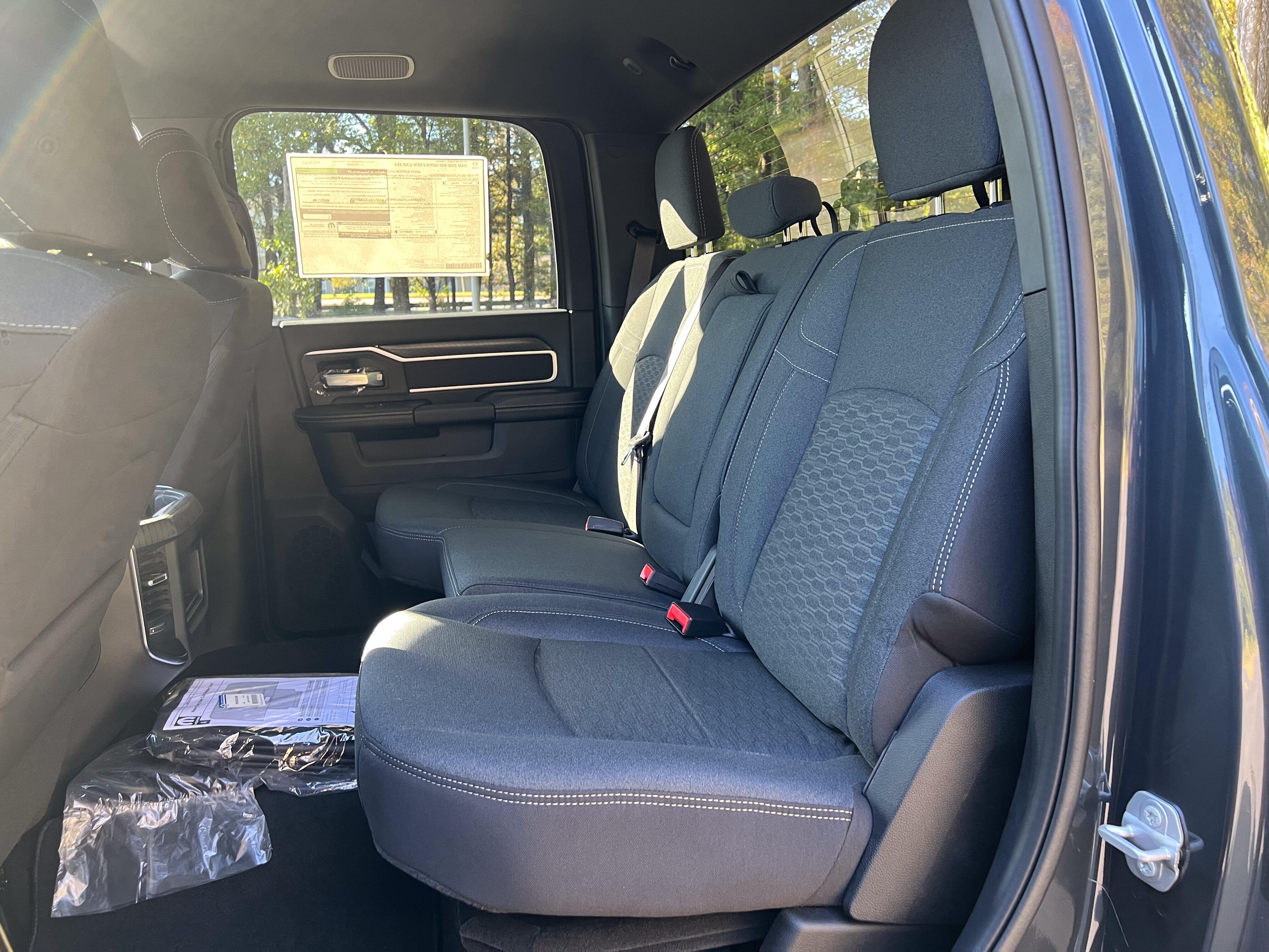 2026 RAM 2500 Big Horn - Photo 18