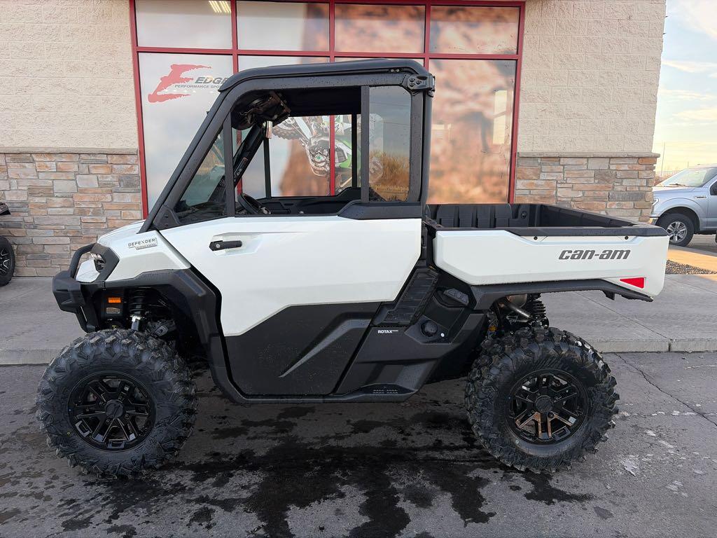 2026 Can-Am Defender Limited HD11