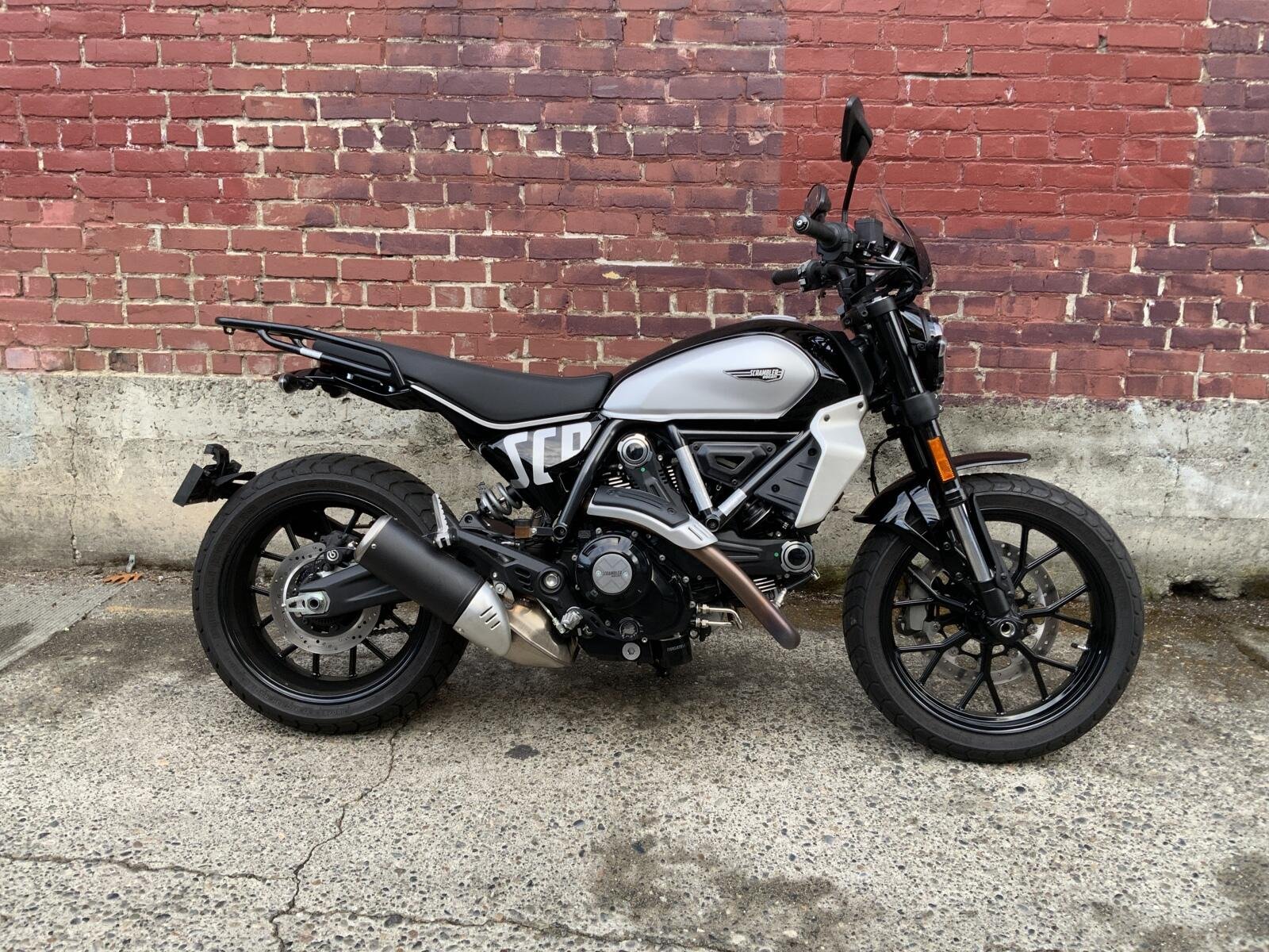 2024 Ducati SCRAMBLER 800 ICON