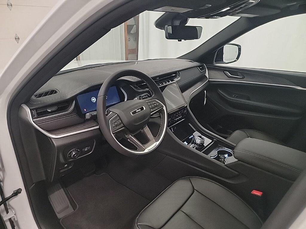 2025 Jeep Grand Cherokee L Limited - Photo 14