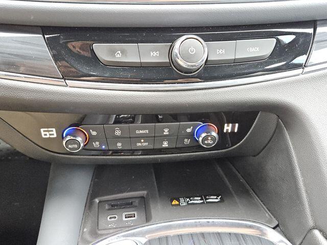 2024 Buick Enclave Premium - Photo 10