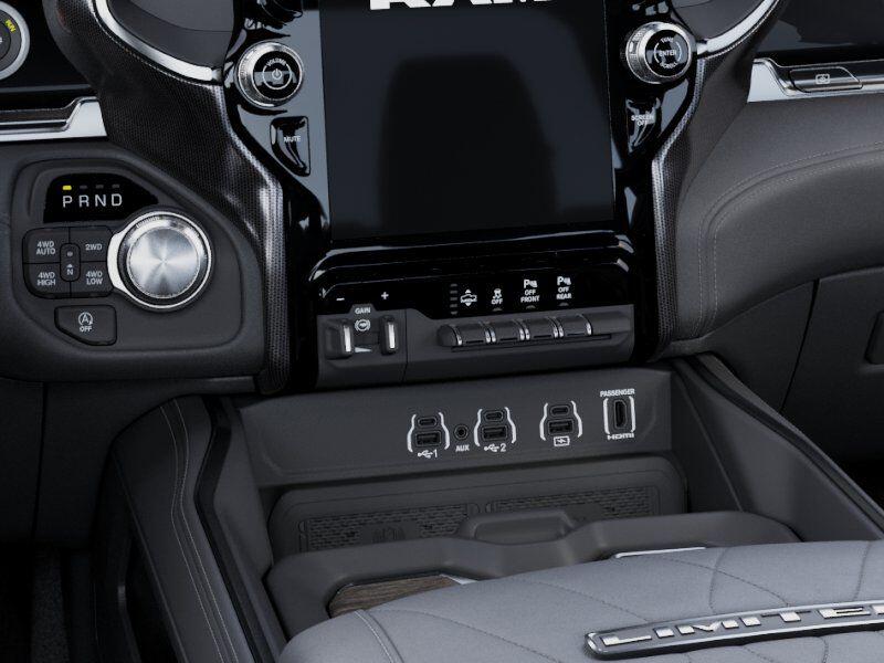 2026 RAM 1500 Limited - Photo 24
