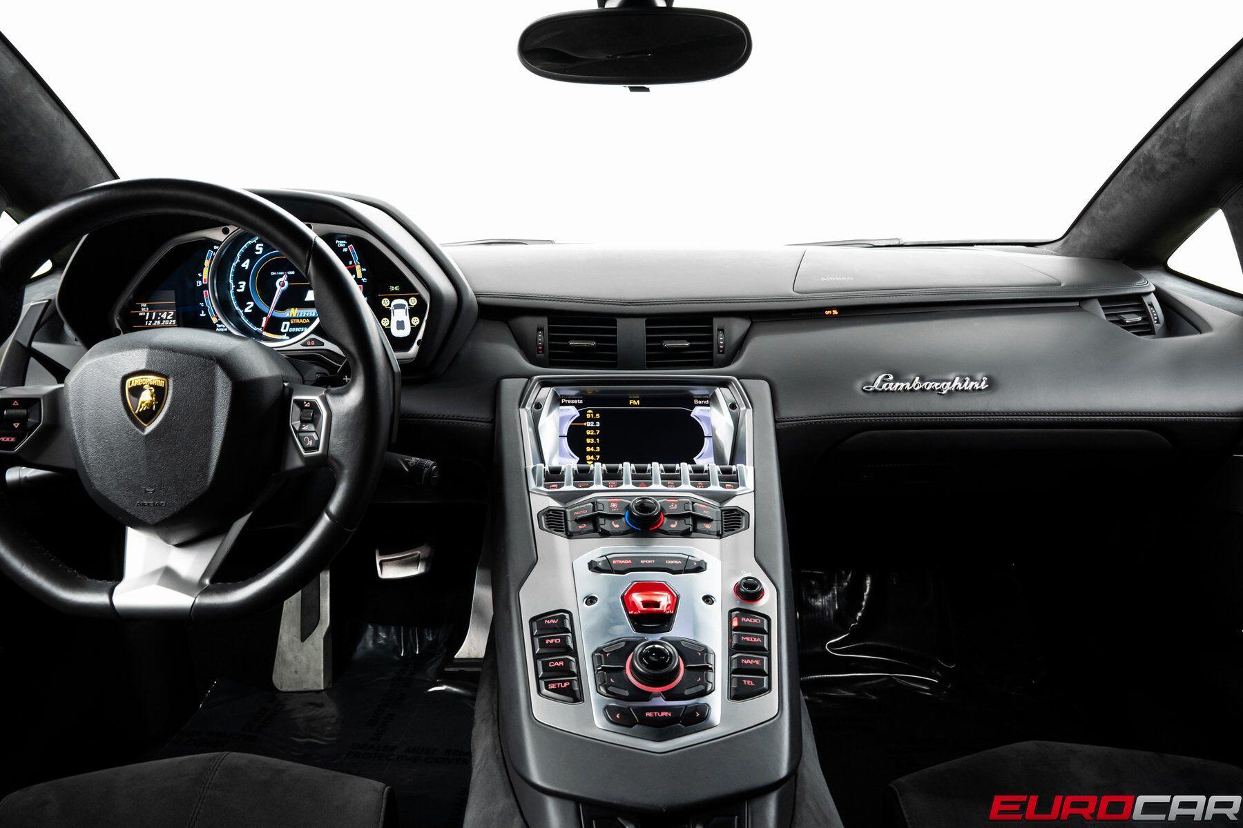 2015 Lamborghini Aventador *FRONT AXLE LIFT * IMMACULATE CONDITION*Image 25