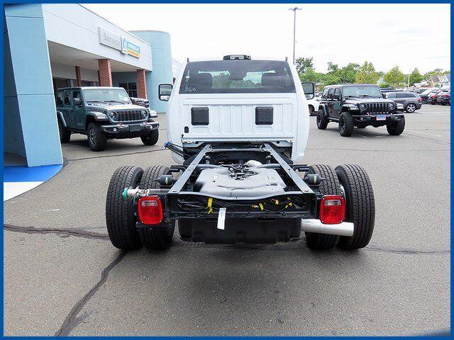2025 RAM 3500 Chassis Tradesman - Photo 7