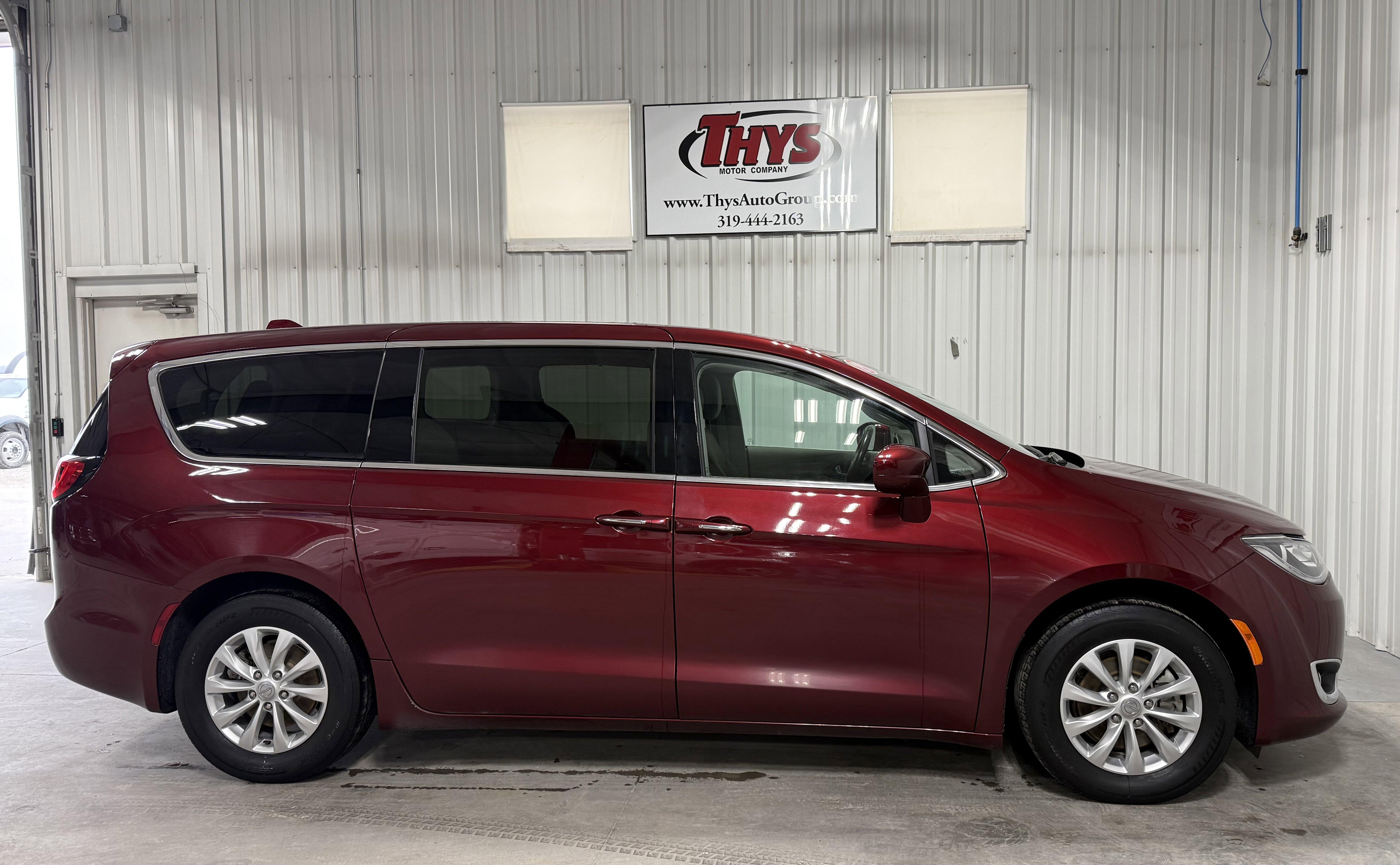 Used 2019 Chrysler Pacifica Touring Plus with VIN 2C4RC1FG2KR702533 for sale in Belle Plaine, IA
