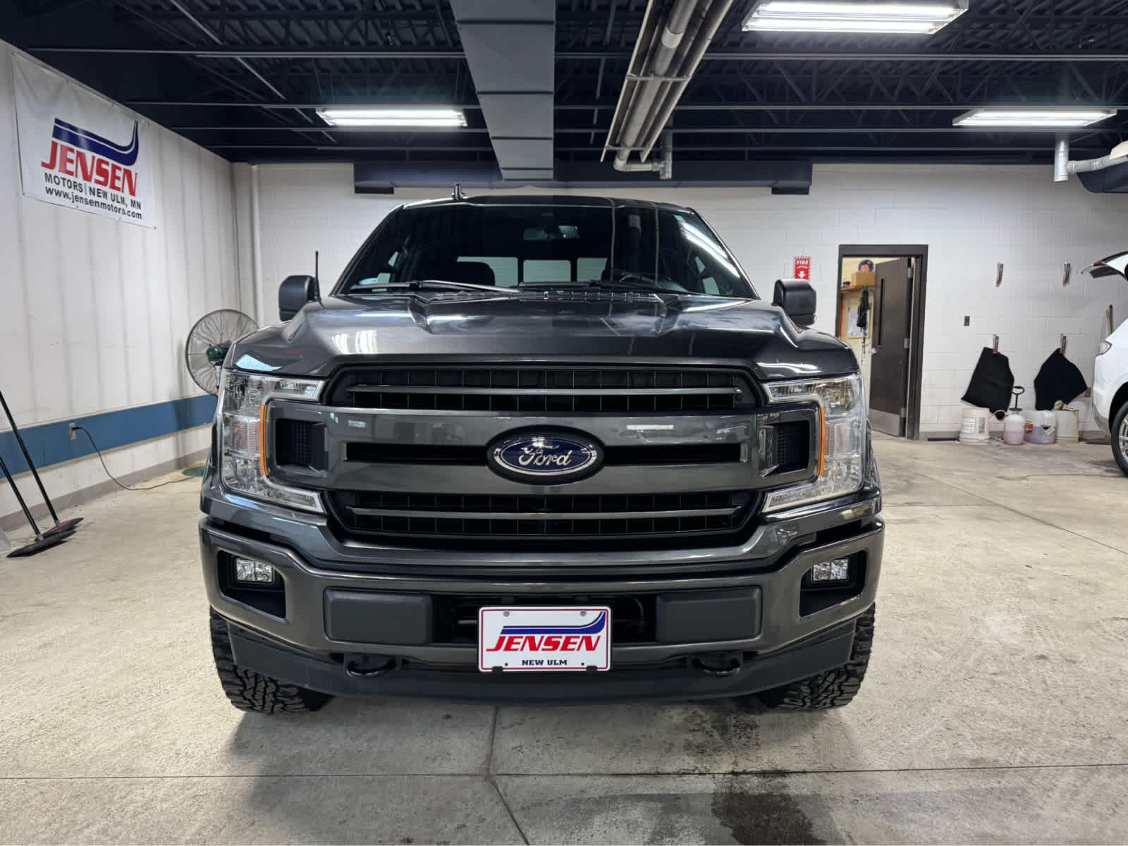 Used 2019 Ford F-150 XLT with VIN 1FTEW1EP4KKE07018 for sale in New Ulm, Minnesota