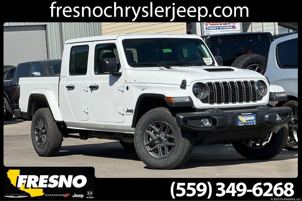 2026 Jeep Gladiator Sport S Auto's photo