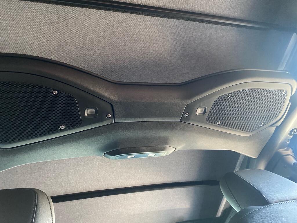 2025 Jeep Wrangler 4-Door Sahara - Photo 25