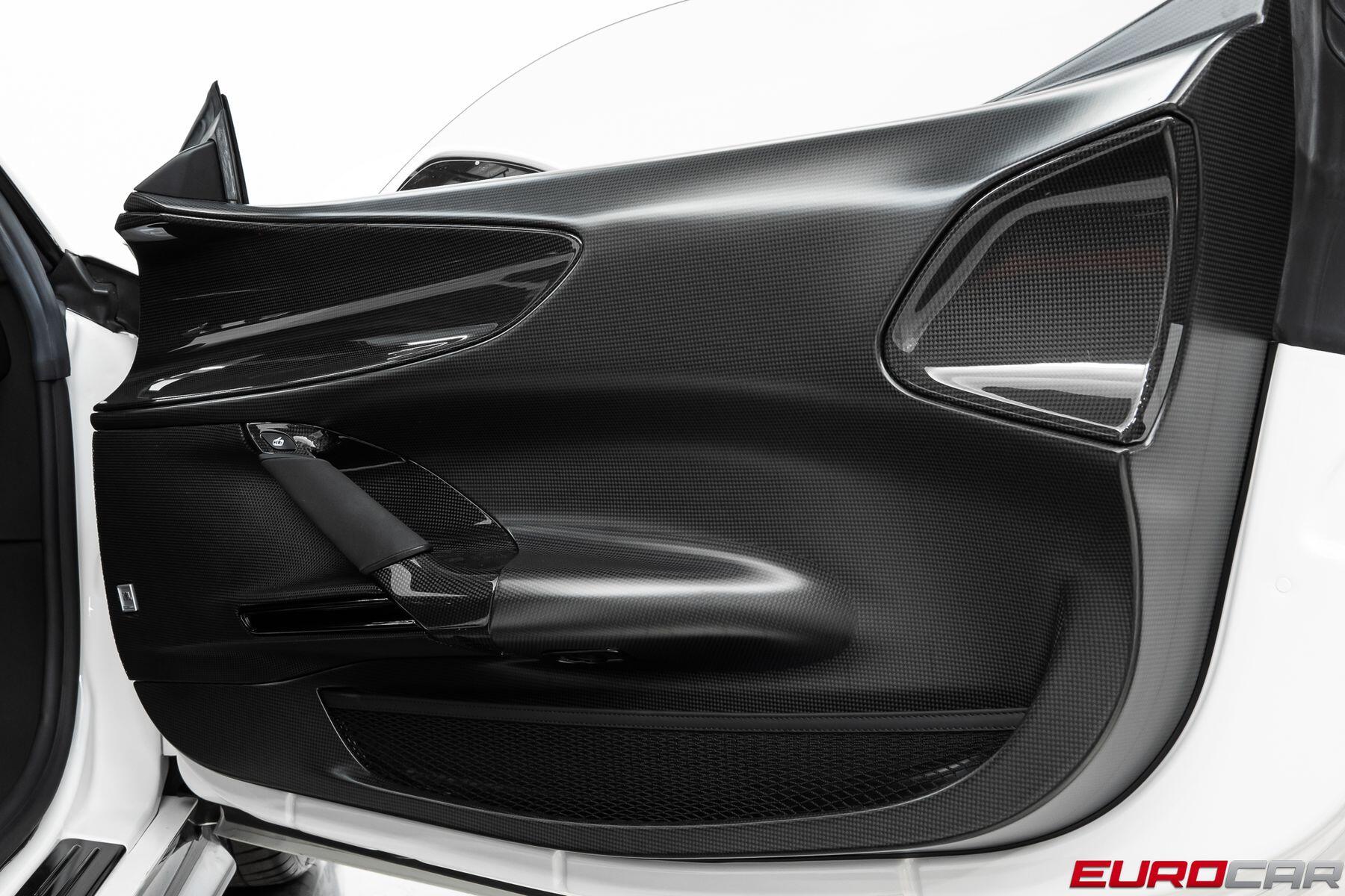 2021 Ferrari SF90 Stradale *TAILOR MADE * HUGE CARBON OPTIONS*Image 31