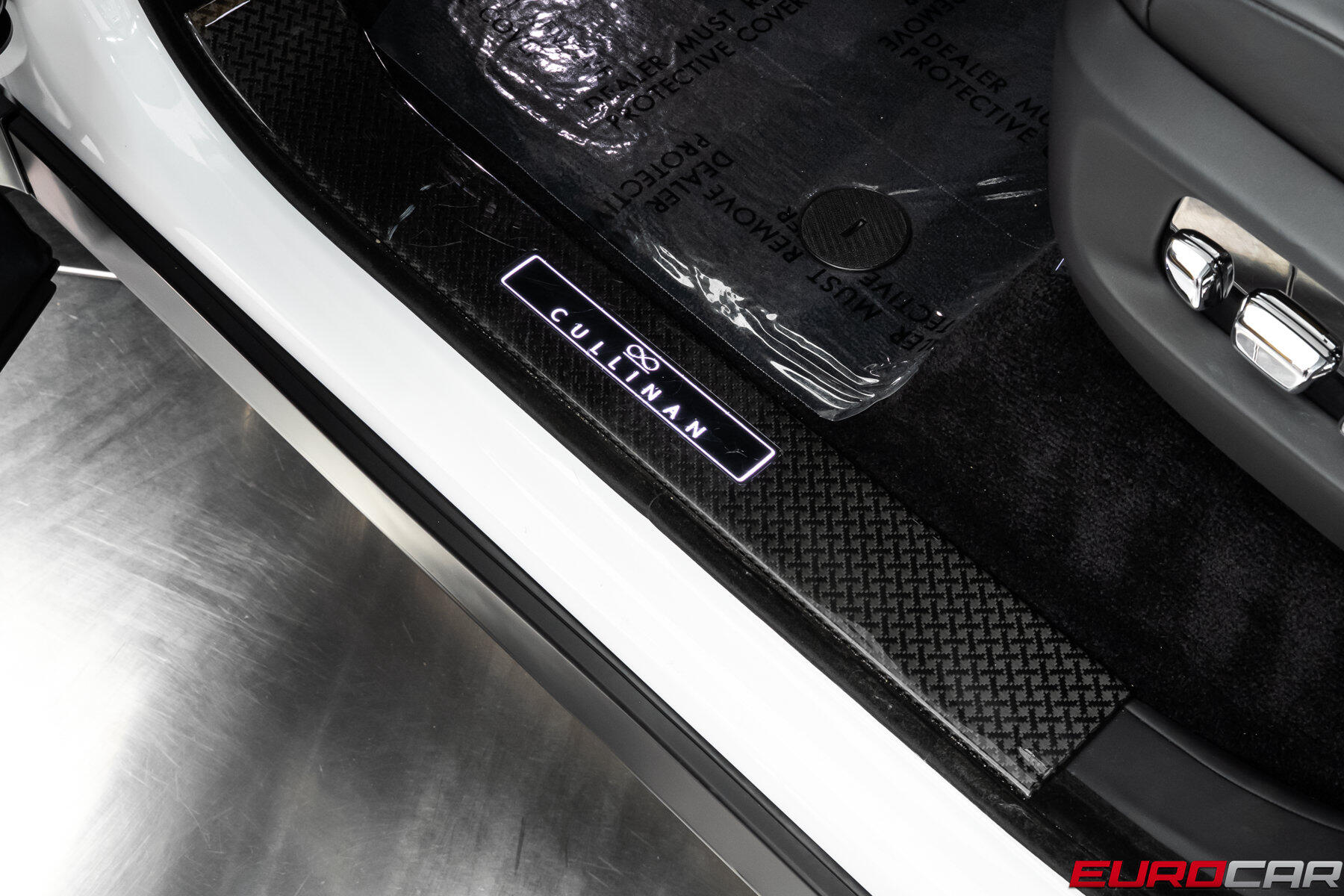 2022 Rolls-Royce Cullinan Black Badge *REAR THEATER * REAR PICNIC TABLES*Image 48