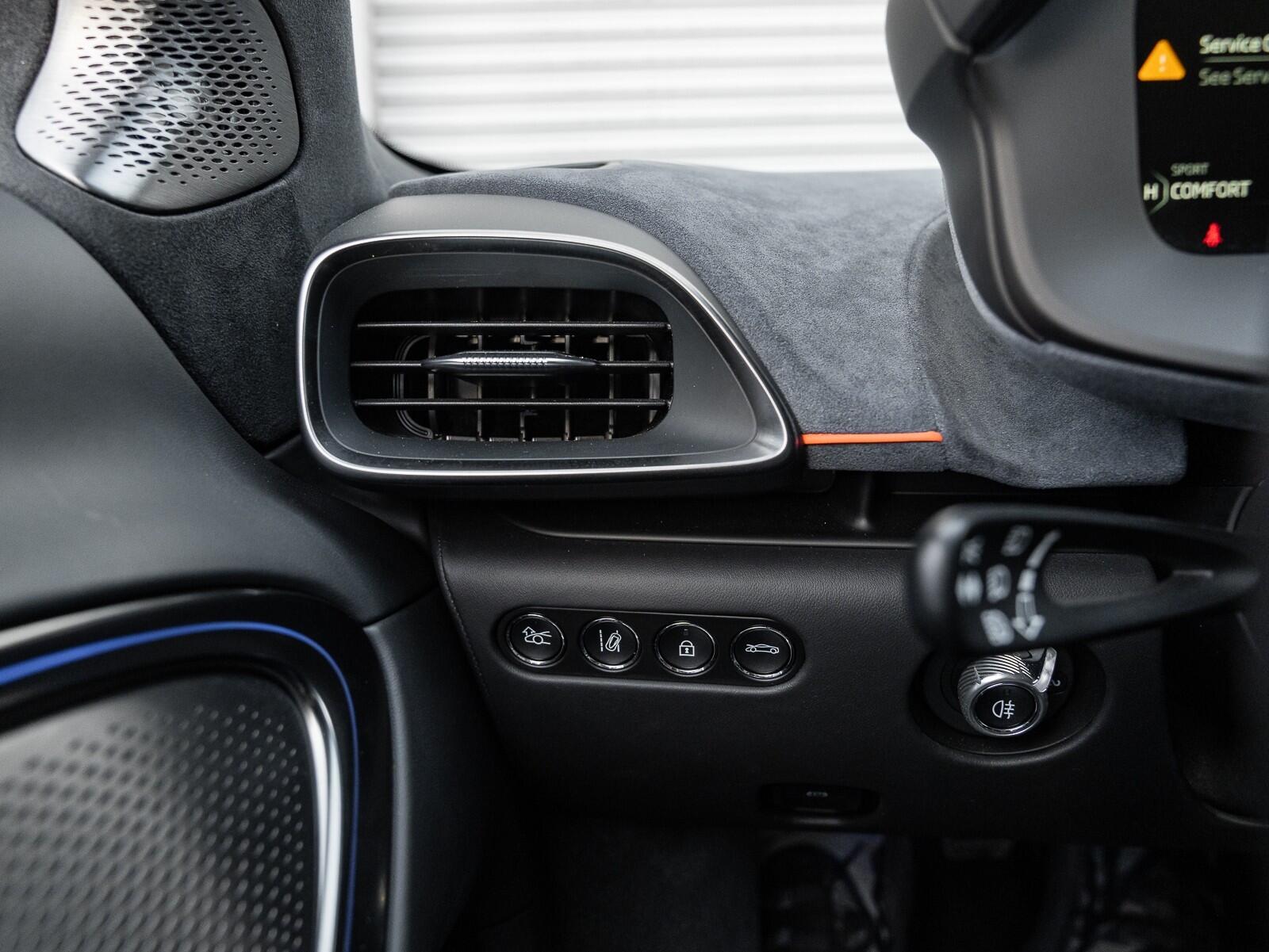 Used 2025 McLaren Artura 