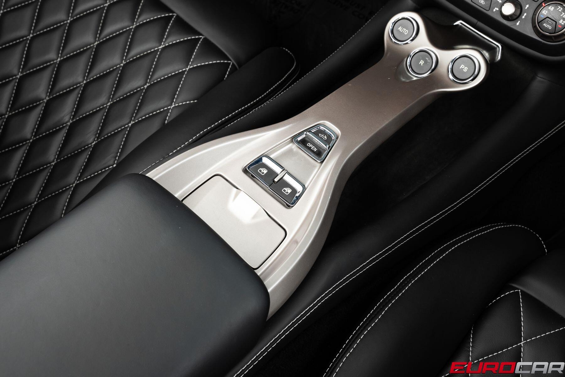 2013 Ferrari California *CARBON STEERING WHEEL * FRONT PPF*Image 32