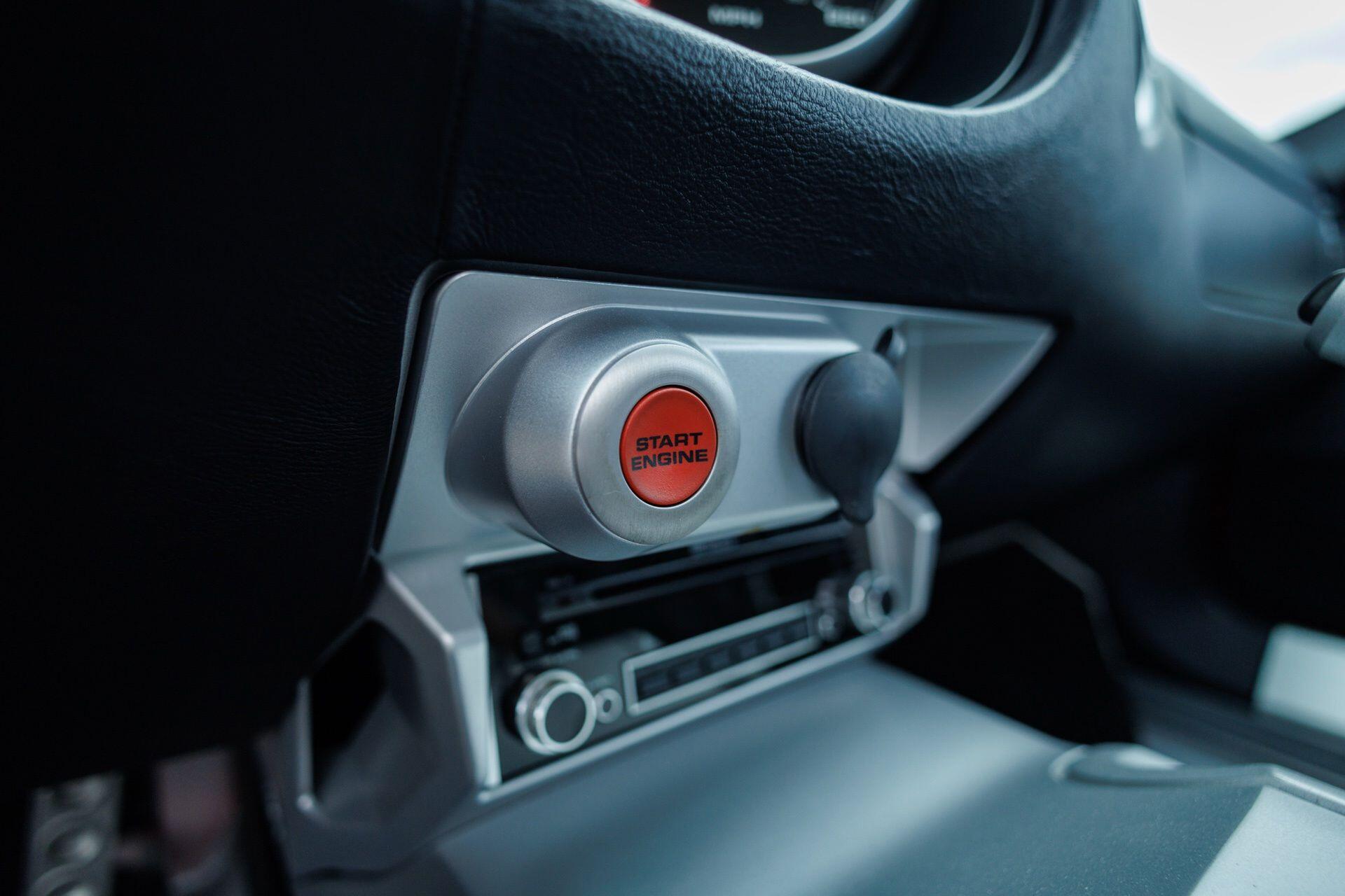 2005 Ford GT Base - Photo 45