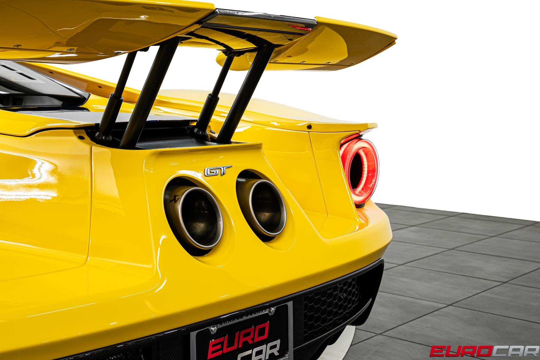 2020 Ford GT *ONLY 213 MILES * CARBON EXTERIOR PACK*Image 35