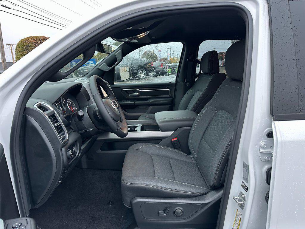 2025 RAM 1500 Big Horn/Lone Star - Photo 12