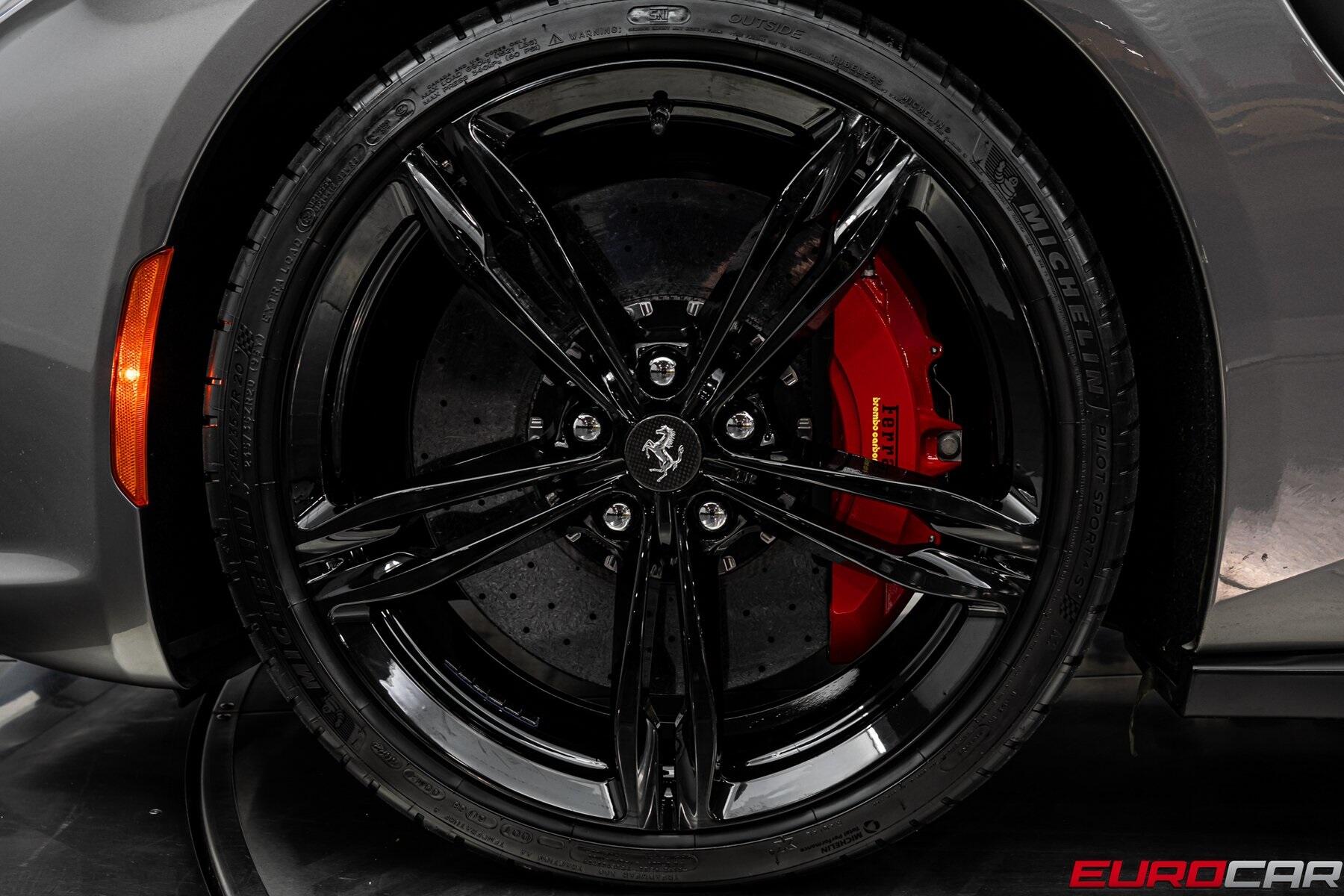 2020 Ferrari GTC4Lusso V12 *PASSENGER DISPLAY * CARBON STEERING WHEEL*Image 22