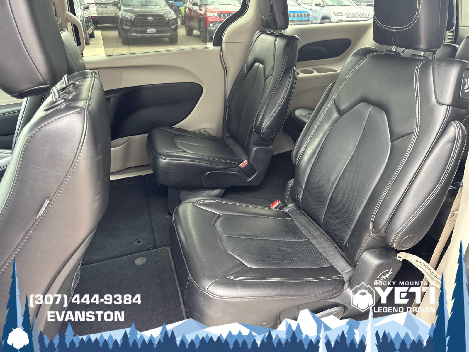 2023 Chrysler Pacifica Touring L - Photo 19