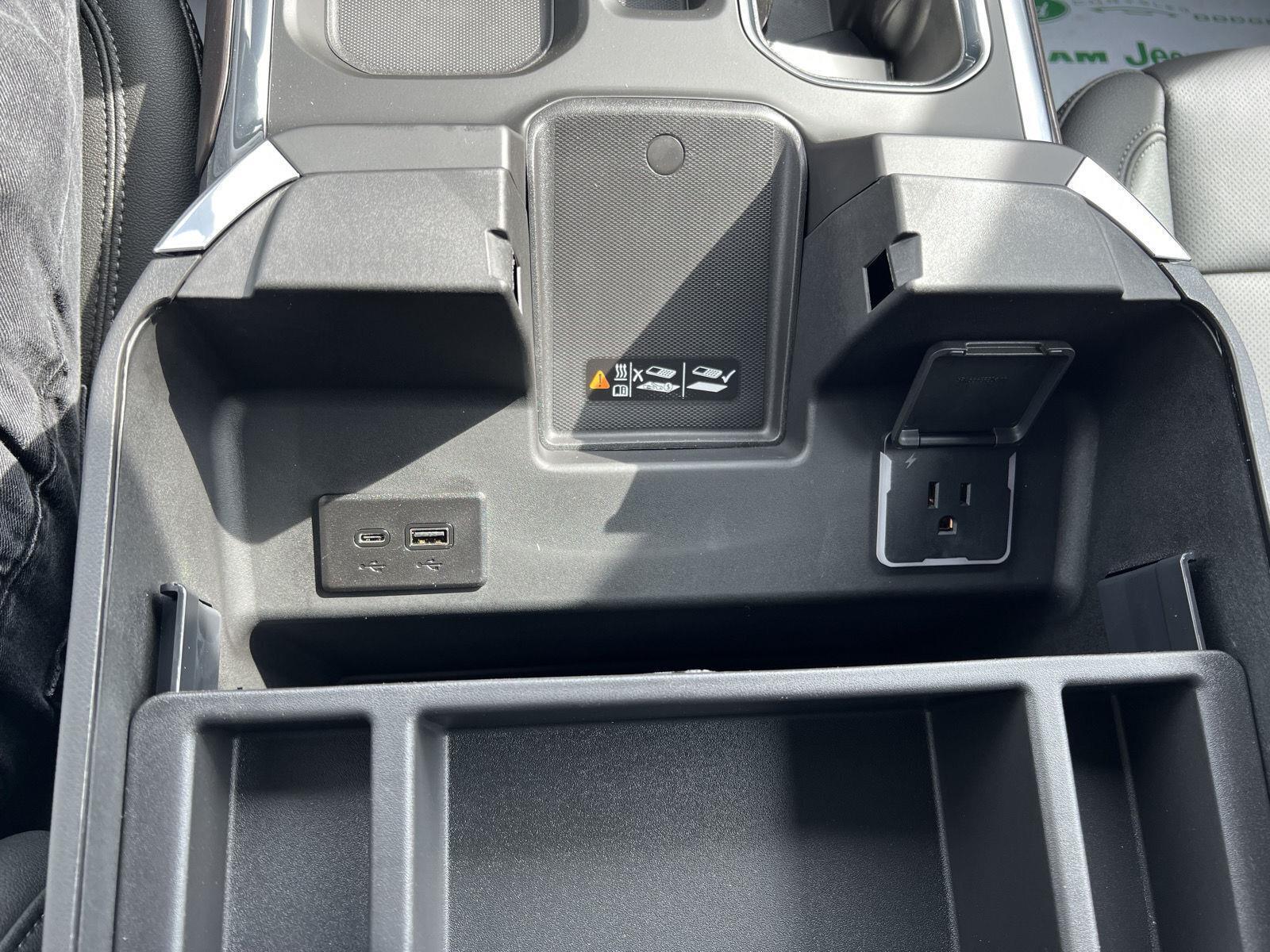 2026 GMC Sierra 1500 SLT - Photo 41