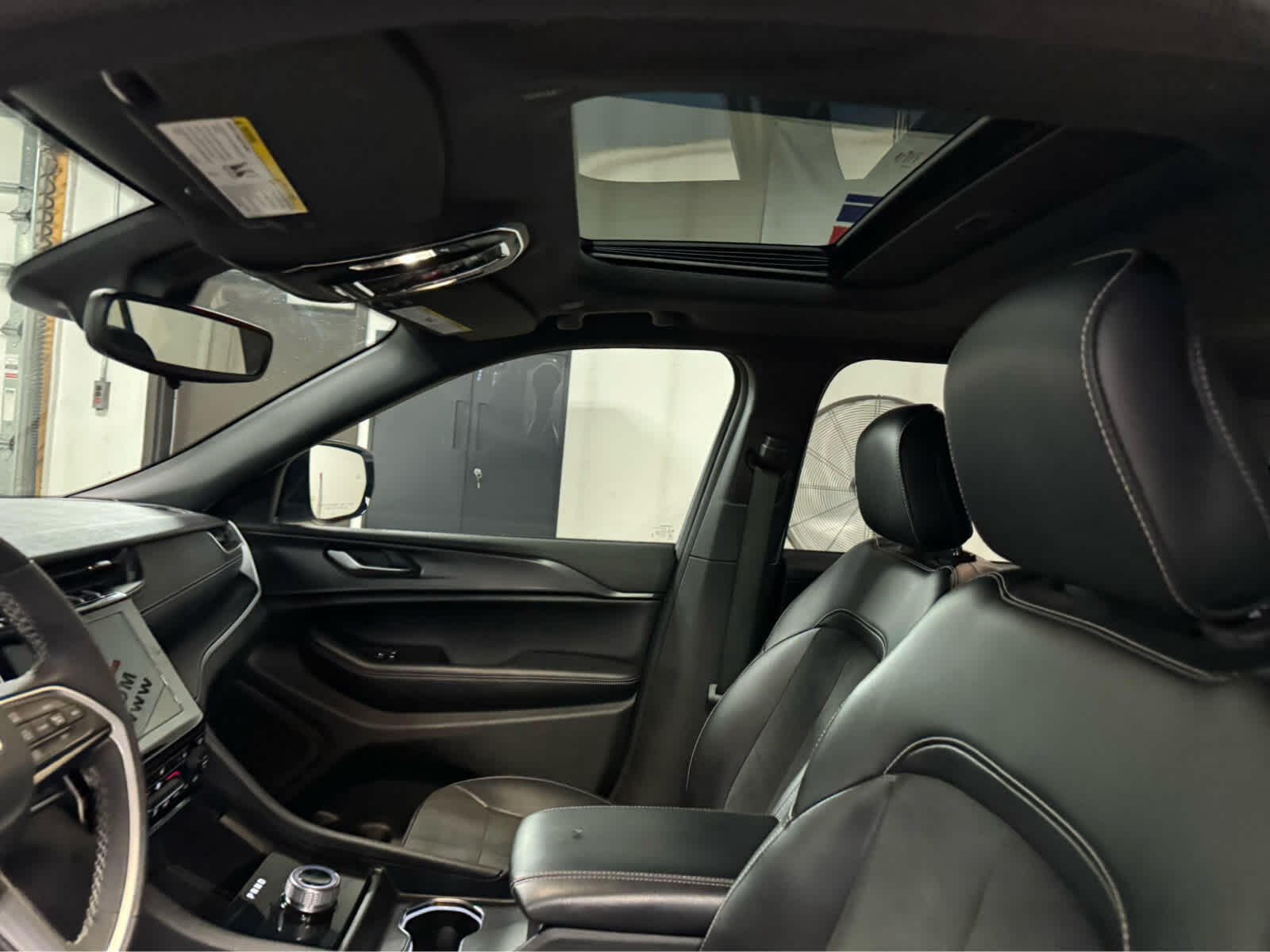 Certified 2024 Jeep Grand Cherokee Altitude with VIN 1C4RJHAG2R8505647 for sale in New Ulm, Minnesota