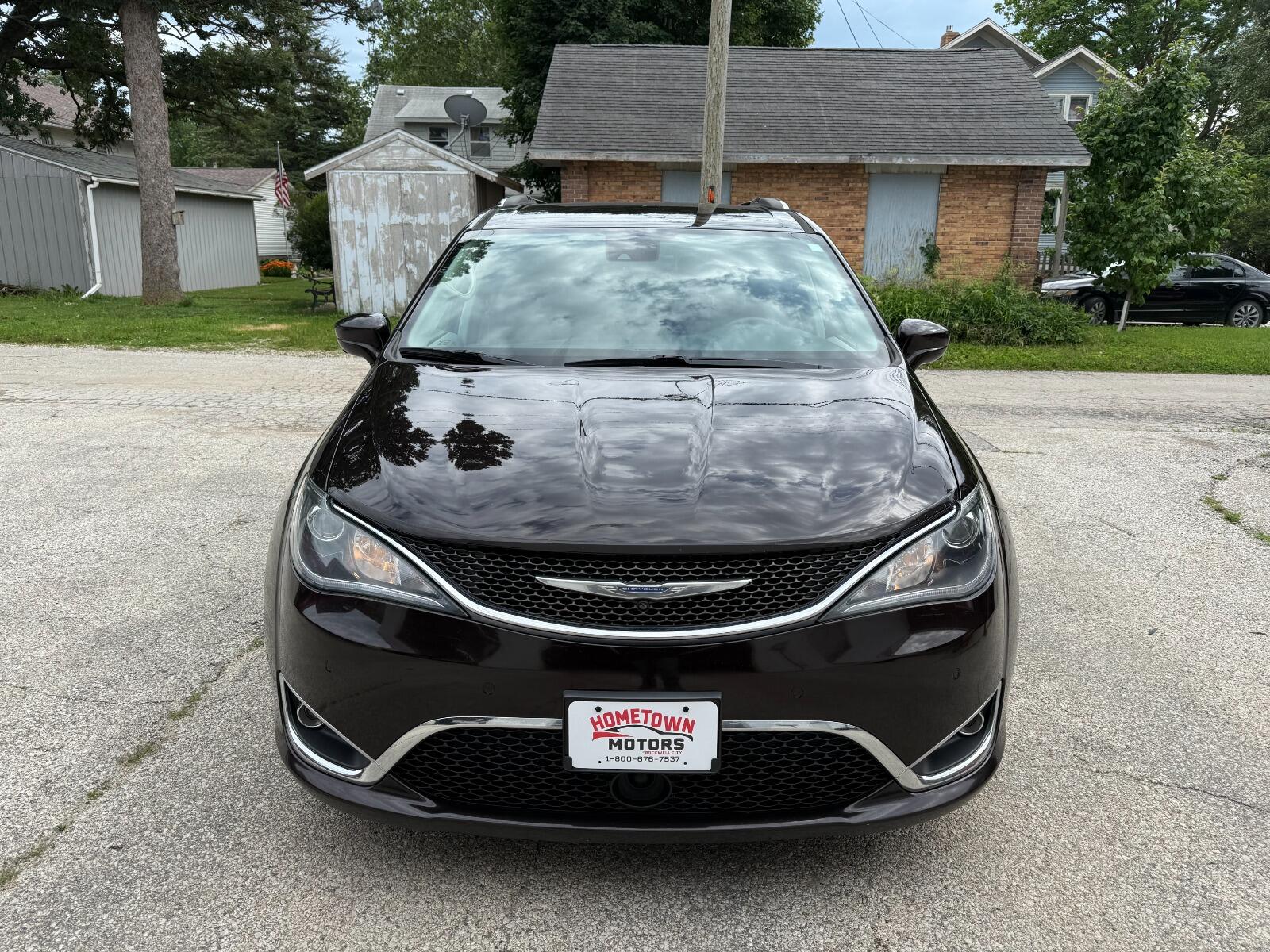 Used 2017 Chrysler Pacifica Touring-L Plus with VIN 2C4RC1EG4HR622306 for sale in Rockwell City, IA