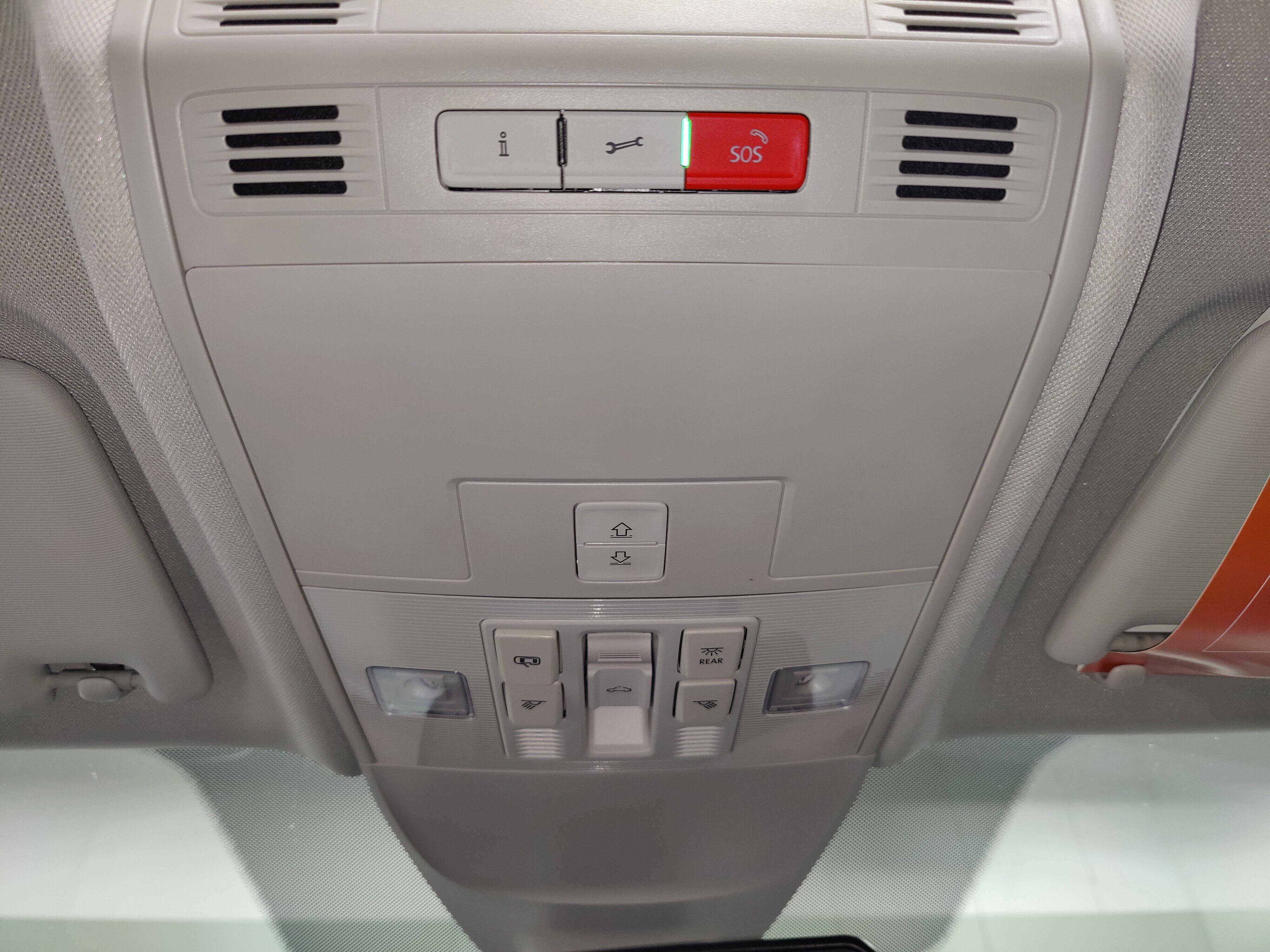 2022 Volkswagen Taos SE - Photo 25