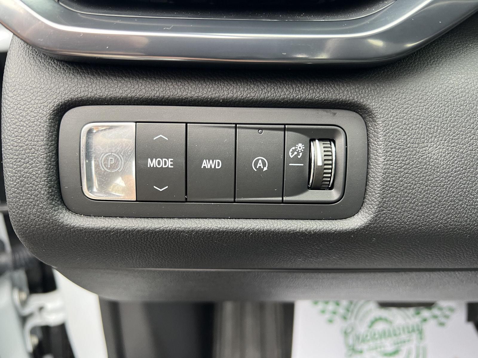 2026 GMC Acadia AT4 - Photo 26