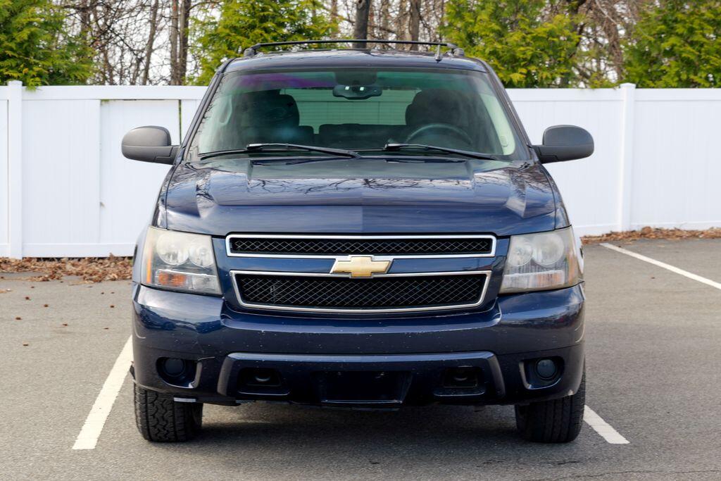 Used 2007 Chevrolet Suburban LS with VIN 1GNFK16337J207781 for sale in Englewood Cliffs, NJ