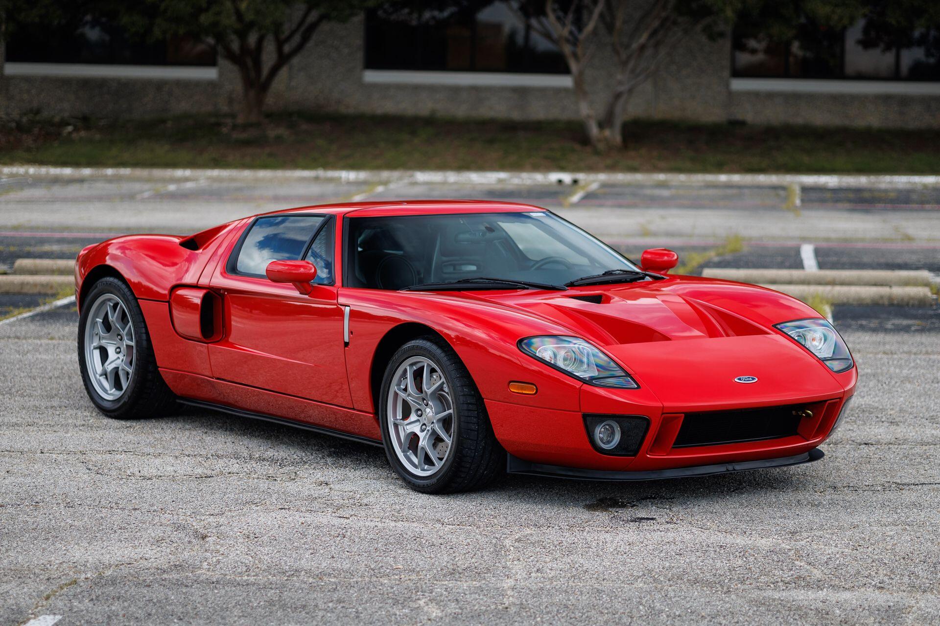 2005 Ford GT Base - Photo 17