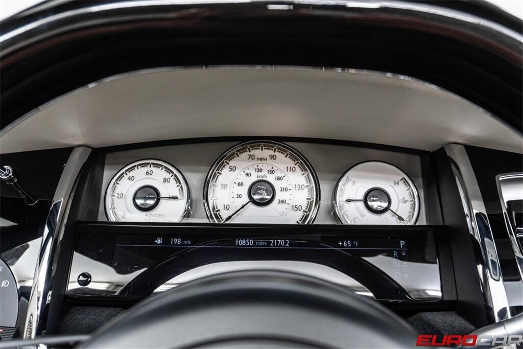 Used 2018 Rolls-Royce Dawn *BESPOKE INTERIOR * IMMACULATE CONDITION*Image 26