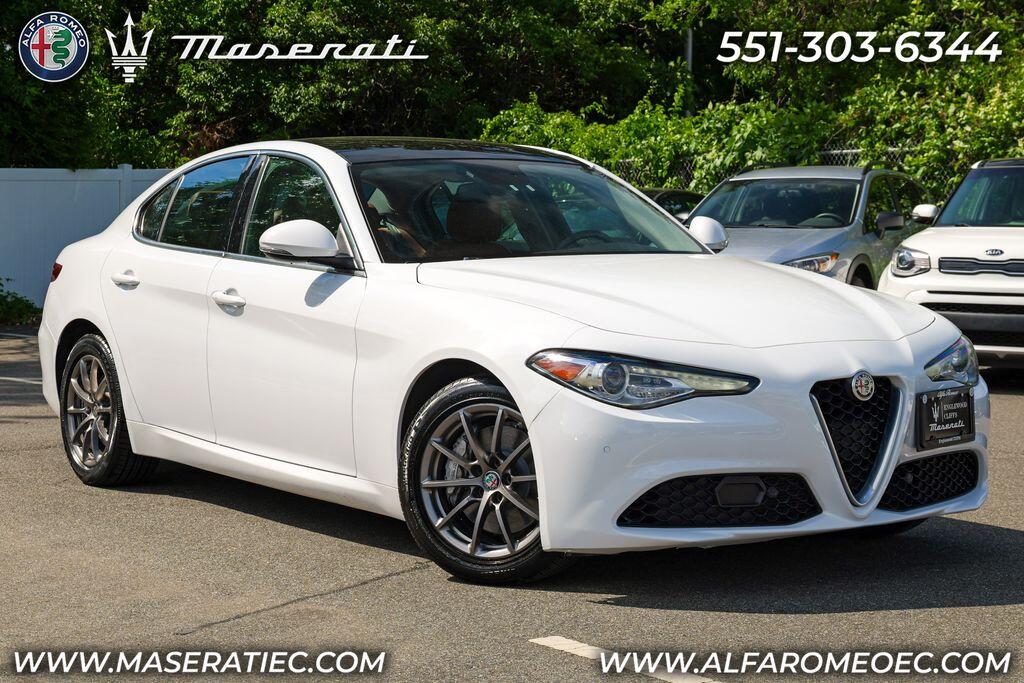 2019 Alfa Romeo Giulia 2.0 Auto AWD's photo