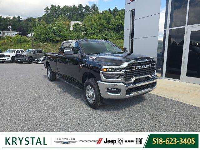 2026 RAM 3500 3500 Tradesman Crew Cab 4x4 8' Box