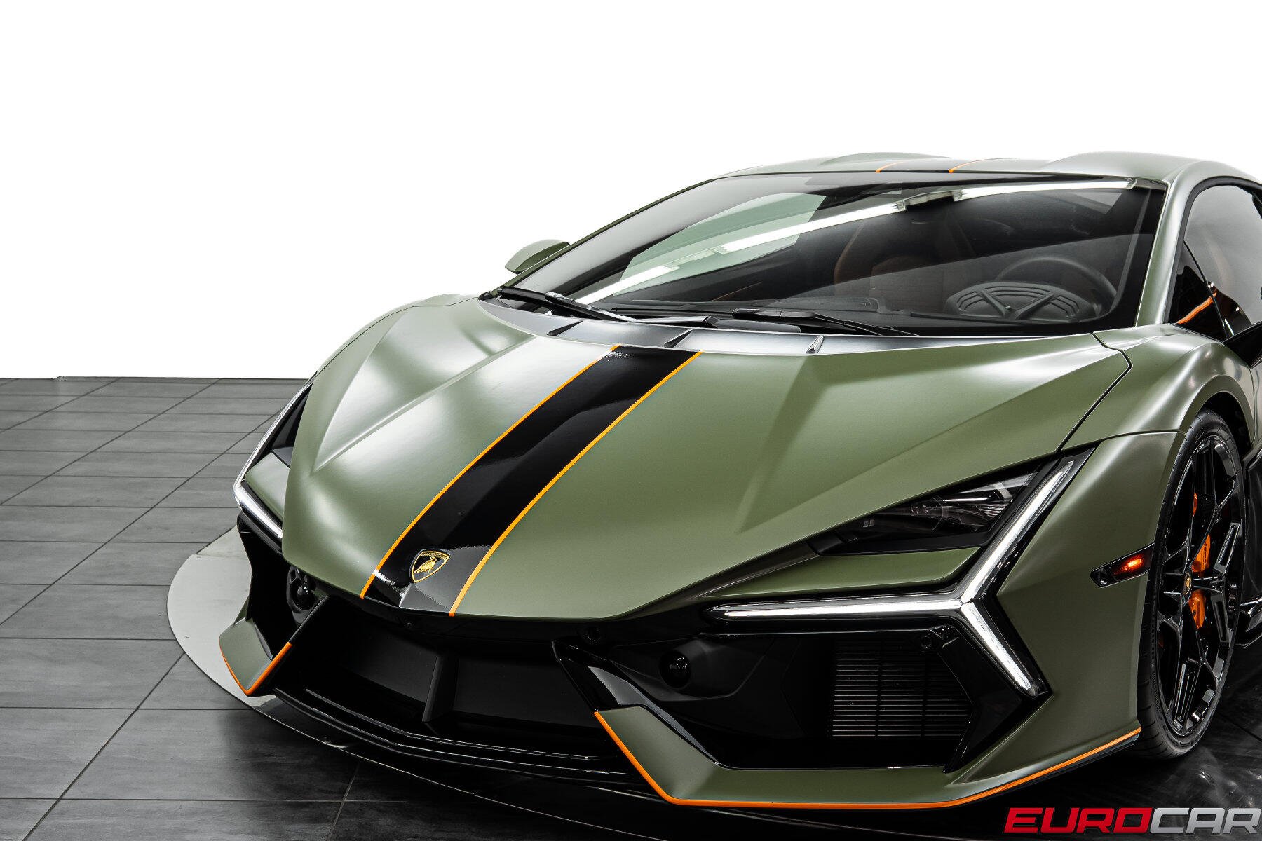 2025 Lamborghini Revuelto *SPECIAL FACTORY PAINT * RARE INTERIOR COLOR*Image 14