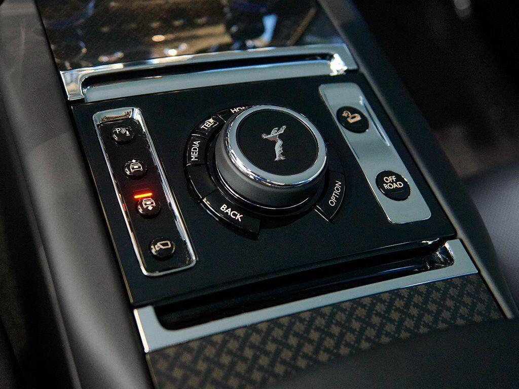 2026 Rolls-Royce Cullinan Black Badge - Photo 15