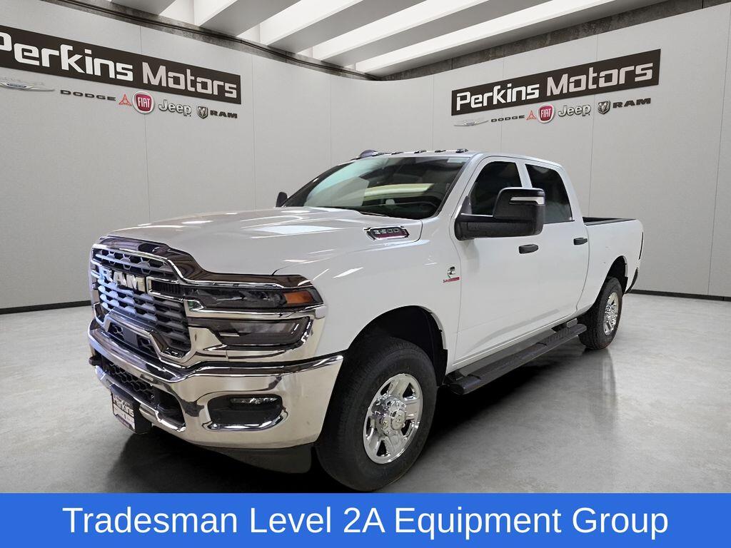 2026 RAM 3500 3500 Tradesman Crew Cab 4x4 6'4' Box