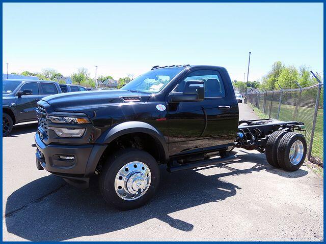 2026 RAM 5500 Chassis 5500 Tradesman Chassis Regular Cab 4x4 60' Ca
