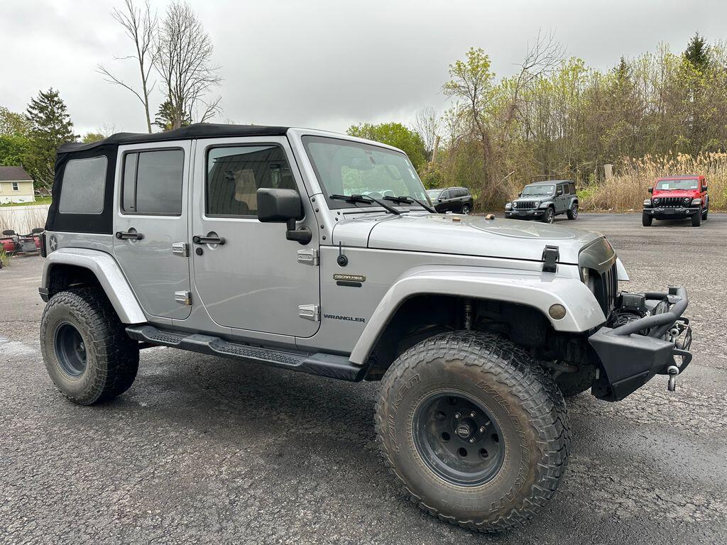 2016 Jeep Wrangler Freedom Edition's photo