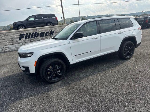 2025 Jeep Grand Cherokee L Altitude's photo