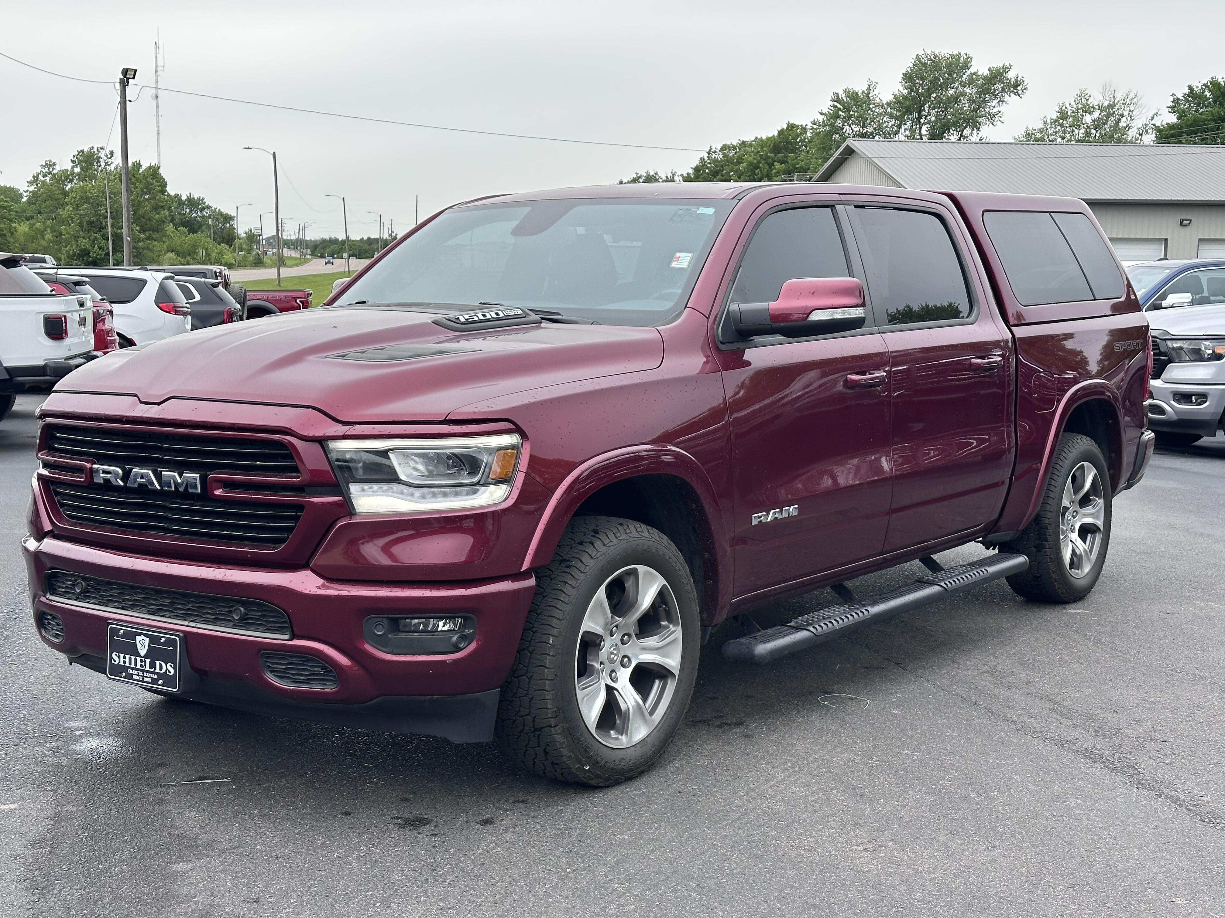 2020 RAM 1500 Laramie 4x4 Crew Cab 5'7's photo