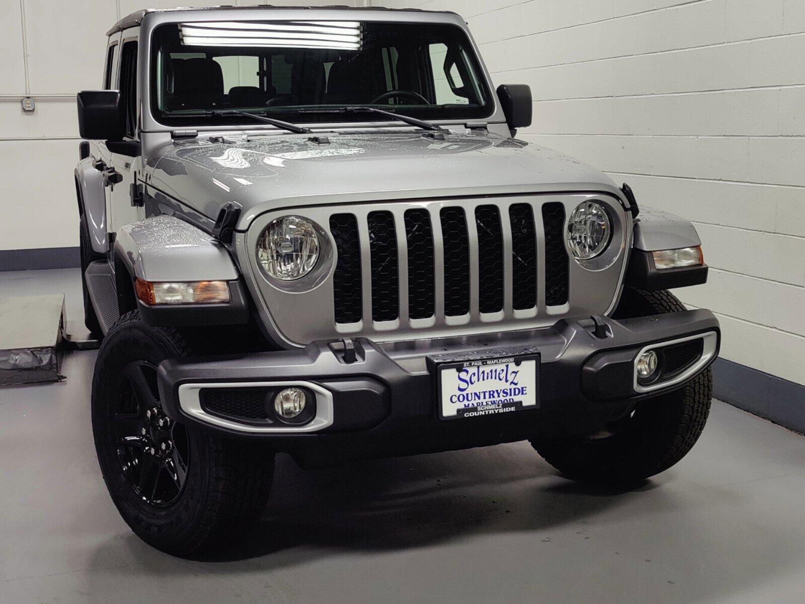 Used 2021 Jeep Gladiator Sport S with VIN 1C6HJTAG3ML564511 for sale in Maplewood, MN