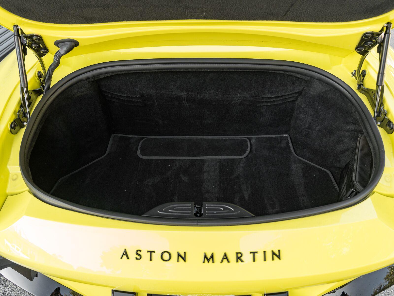 Used 2023 Aston Martin Vantage 