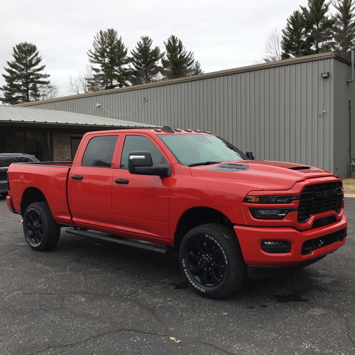 2026 RAM 2500 Tradesman/Black Express 4X4 Crew Cab SWB's photo