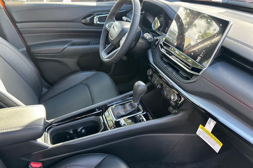 2026 Jeep Compass Trailhawk - Photo 16