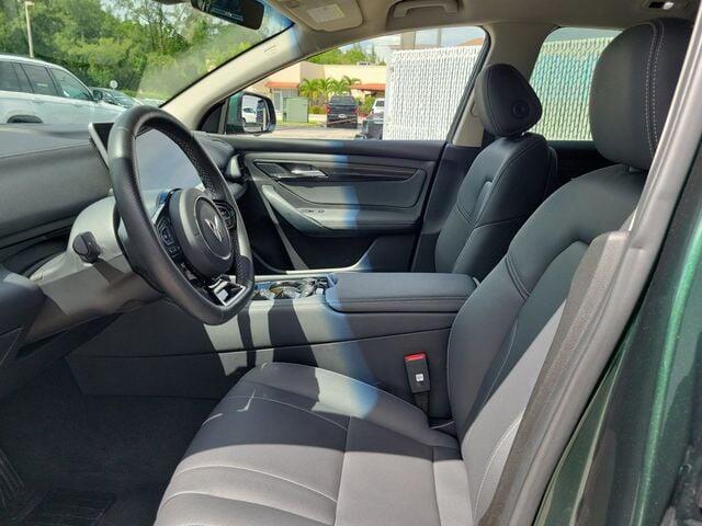2023 VinFast VF 8 ECO - Photo 14