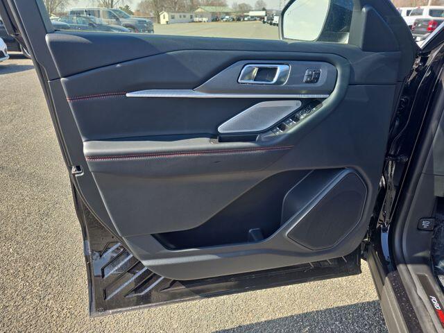 2026 Ford Explorer ST - Photo 19